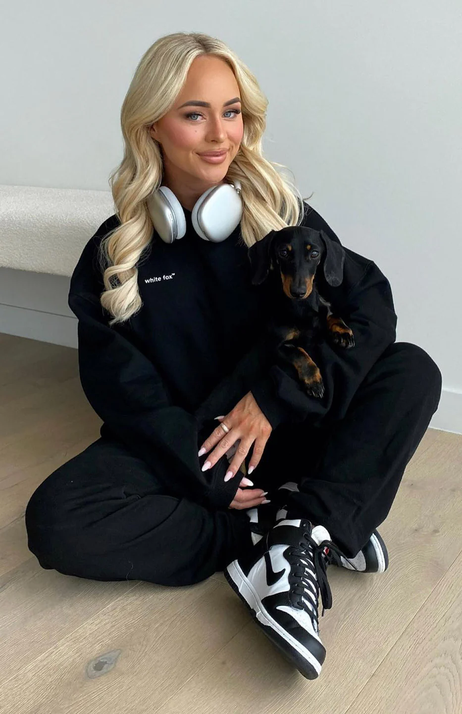 Own The Moment Sweater Black - White Fox Boutique