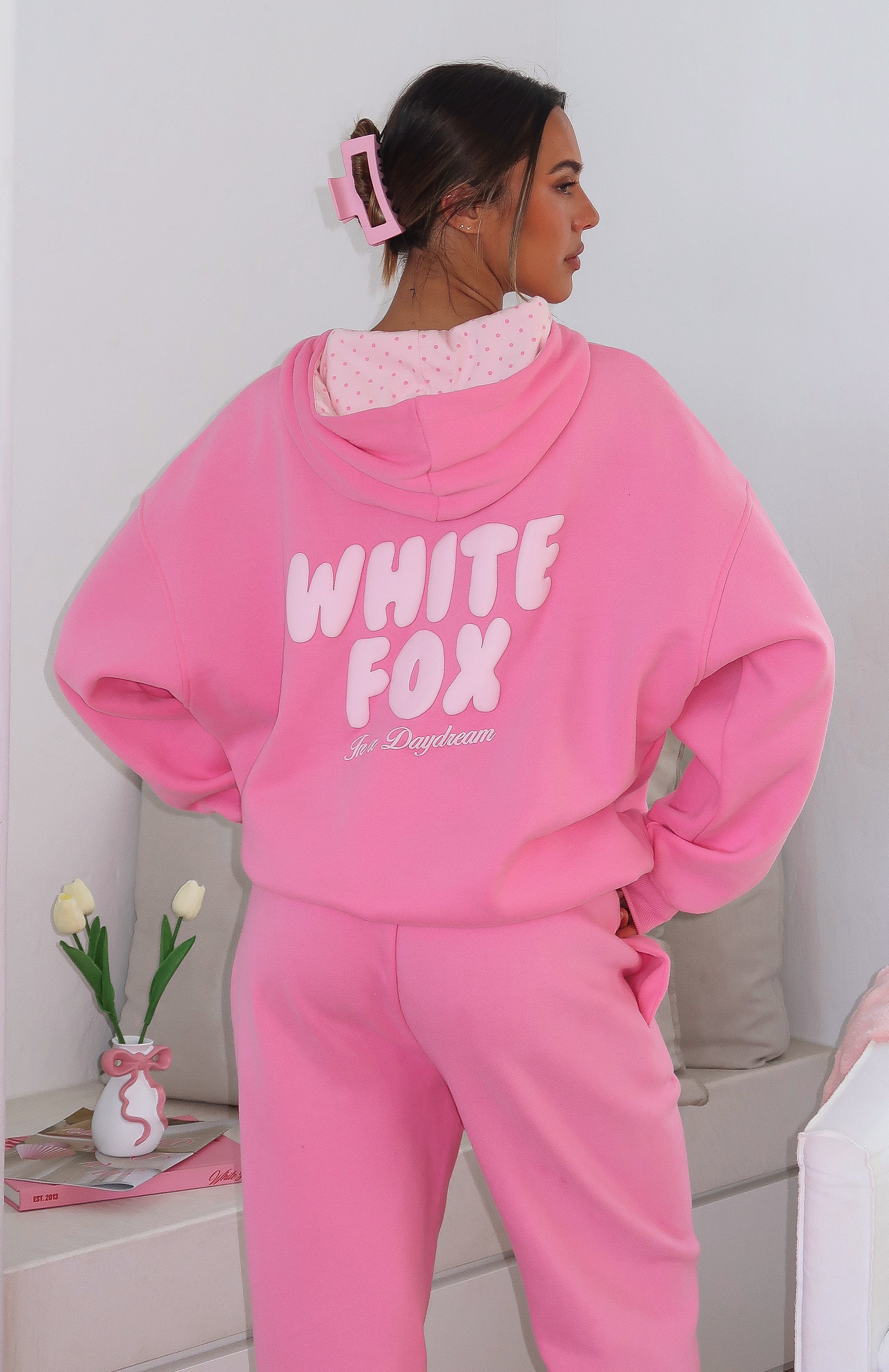 Daydreamers Nadia Oversized Hoodie Bubblegum - White Fox Boutique
